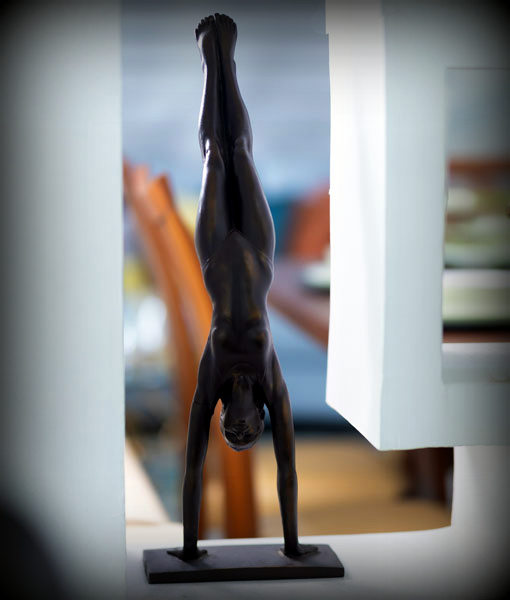 Gymnast-Hand-Stand-Sculpture